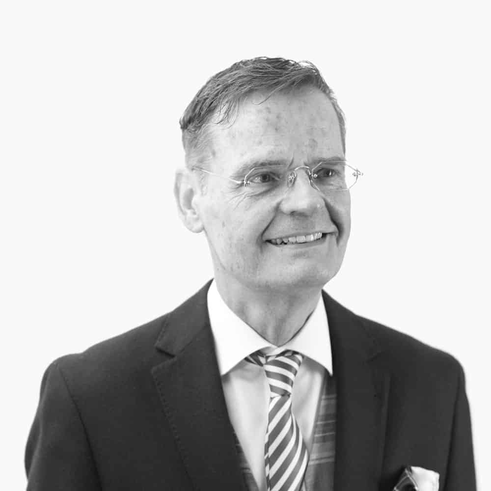 frank-bruening-rechtsanwalt-notar